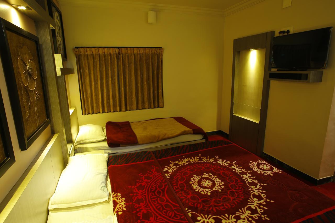 Hotel City Palace Ooty Exterior photo